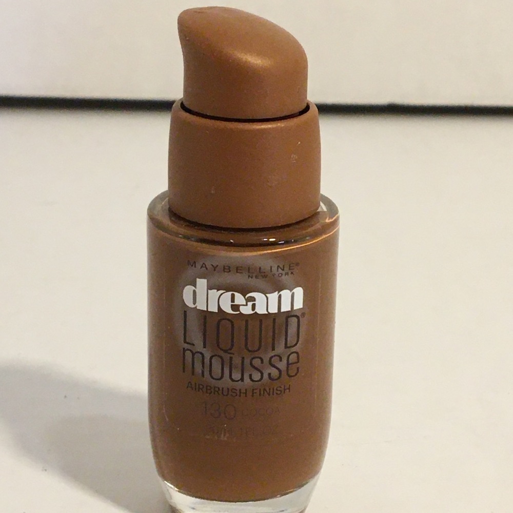 3/20% Maybelline New York Dream foundation
